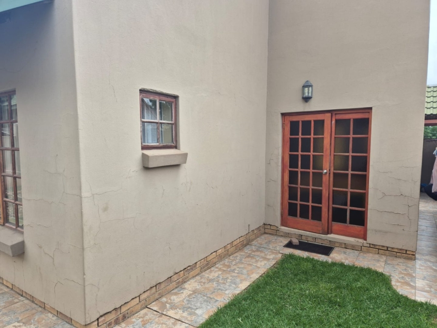 2 Bedroom Property for Sale in Navalsig Free State